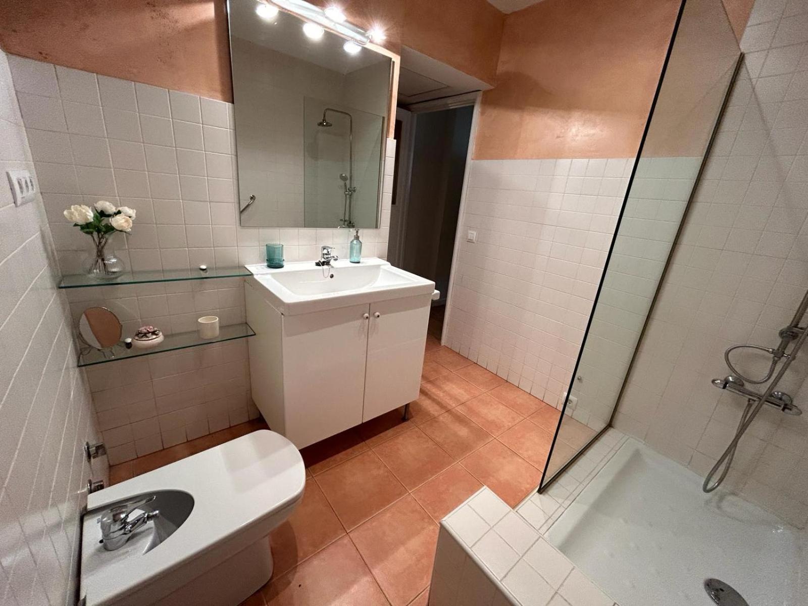 2 Bedroom Apartment By Guadalquivir River Sevilla Eksteriør billede